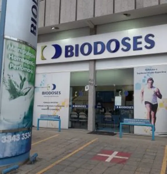 Fachada da loja Biodoses na Vila Santa Cecília
